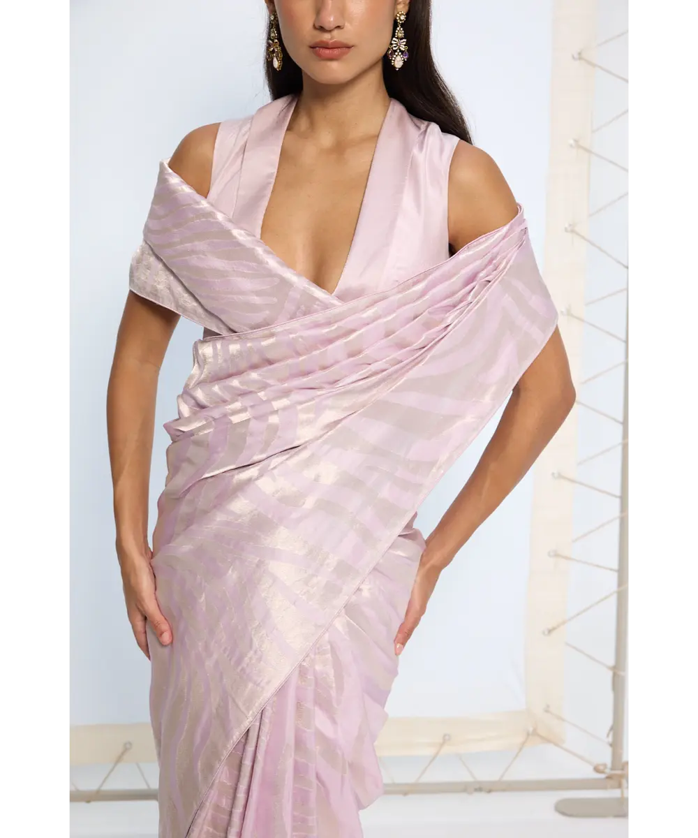 EKAYA BANARAS - Handwoven Lilac Silk Saree
